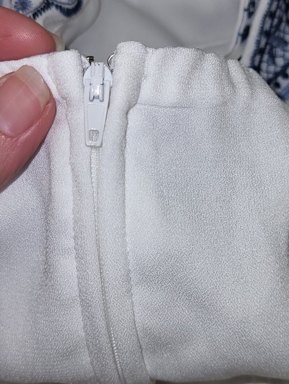 🛍Francescas Chrystal Fit & Flare White & Blue Embroidered Mini Dress Womens Med - Picture 9 of 10